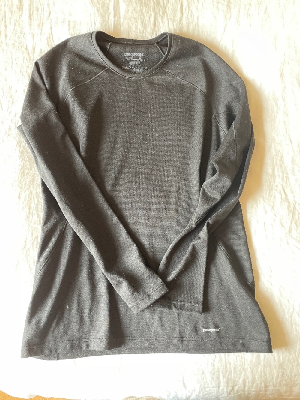 Patagonia black small long sleeve